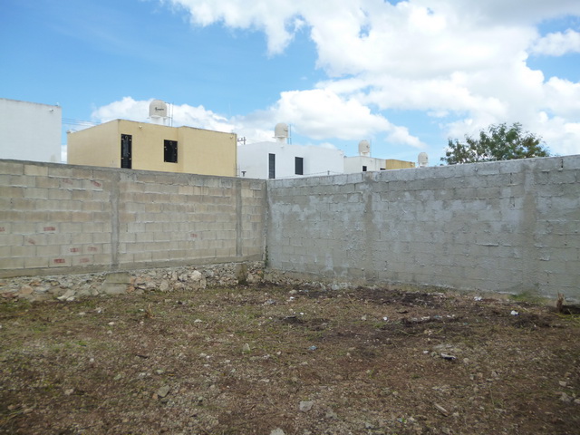 boulevares_patio_s.jpg