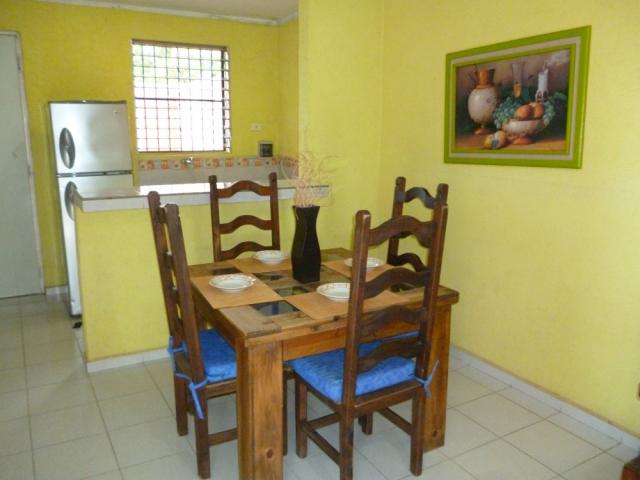 resized_Villass_31_comedor.jpg